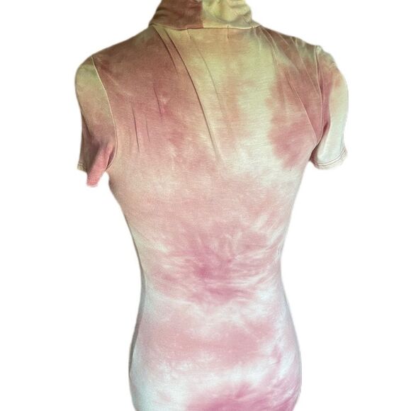 ❣️5/$50 Fashion Nova XS Pink Tie Dye dress - Picture 4 of 5